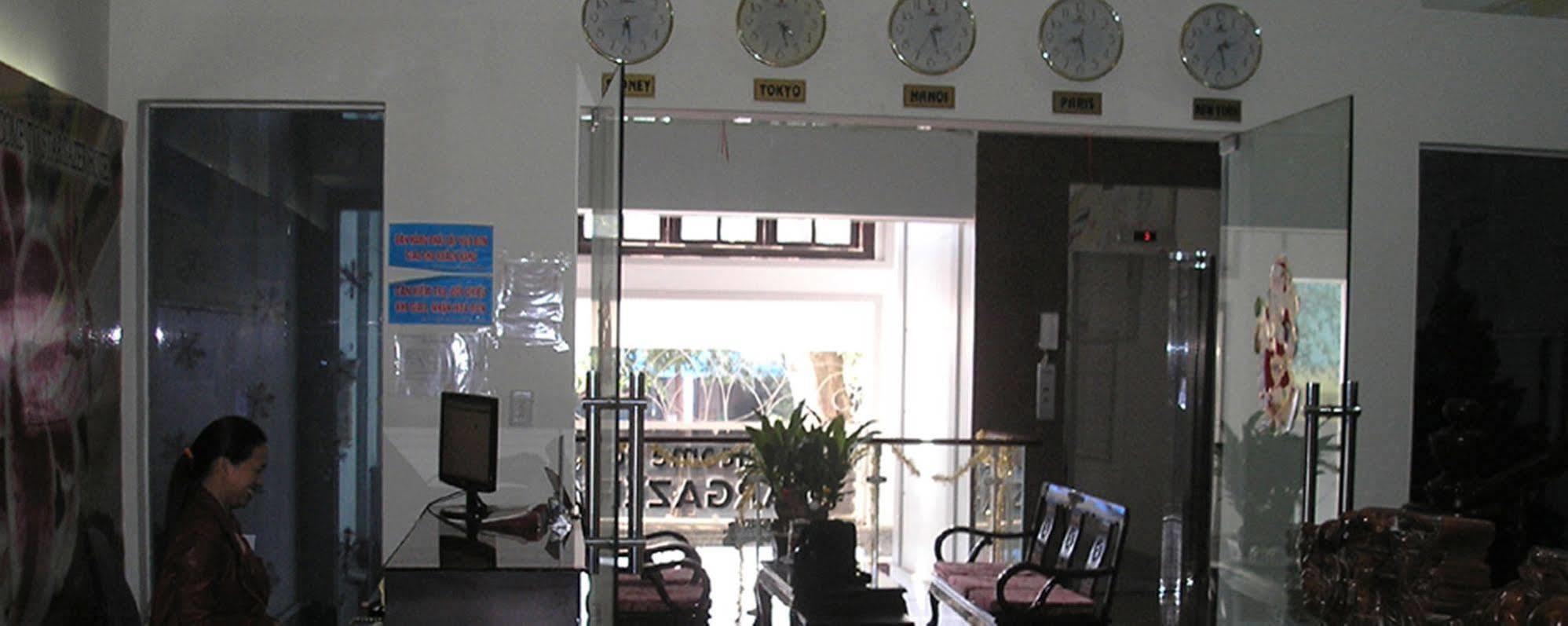 Reddoorz Near Cau Song Han 2 Da Nang Exterior foto
